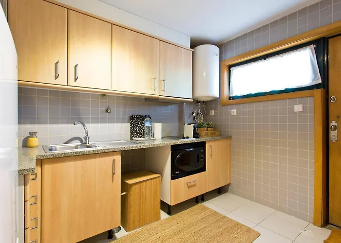 Aposentus - Contemporary Comfort بورتو