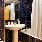 Aposentus - Contemporary Comfort بورتو